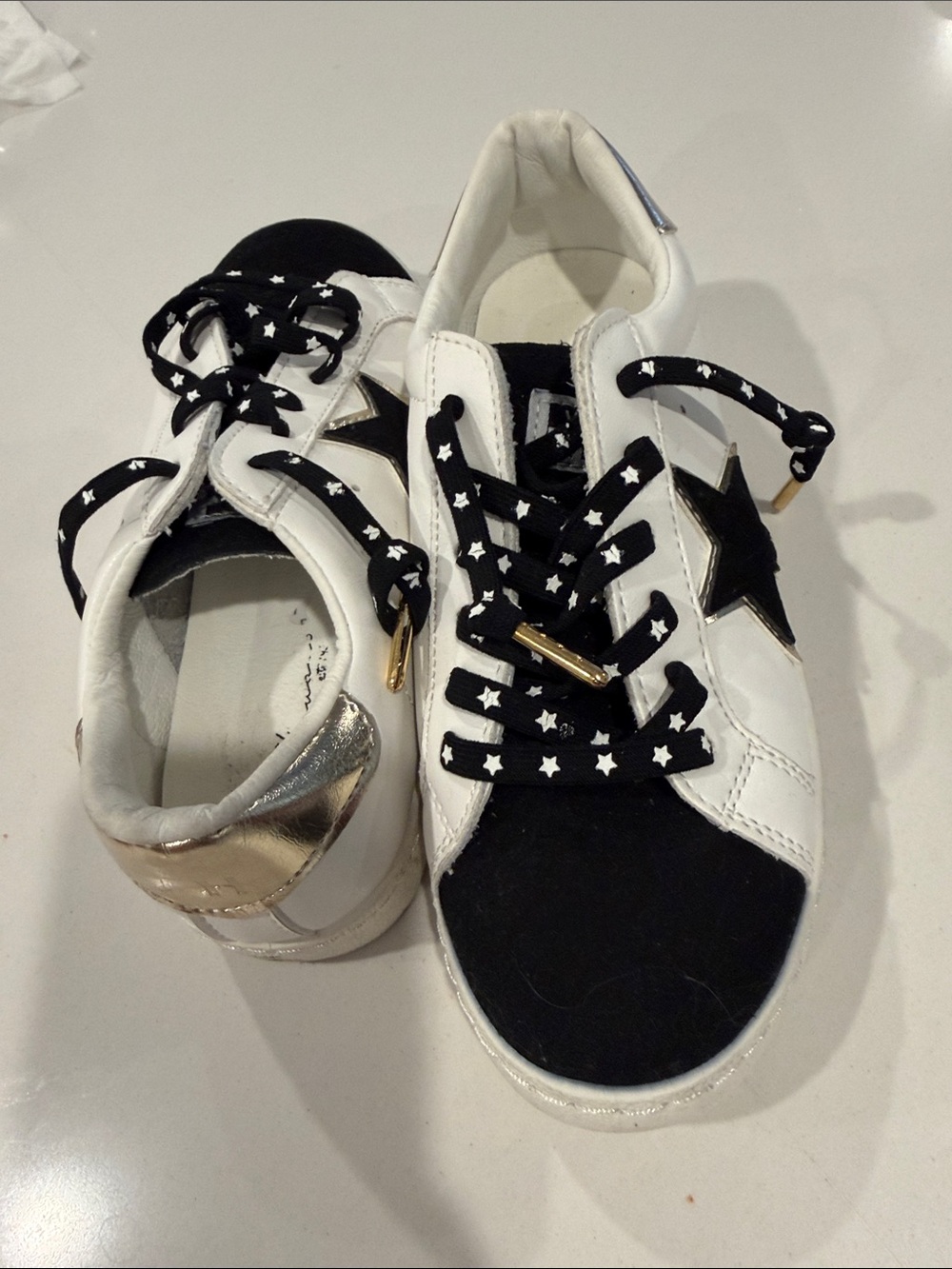 Vintage Havana Kids White and Black Star Lace-Up Sneakers with Gold Heel